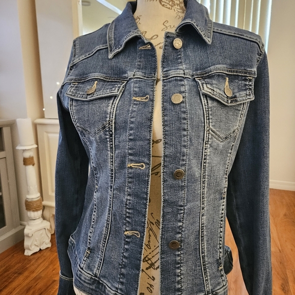Ladies embellished jean jacket - Picture 2 of 3